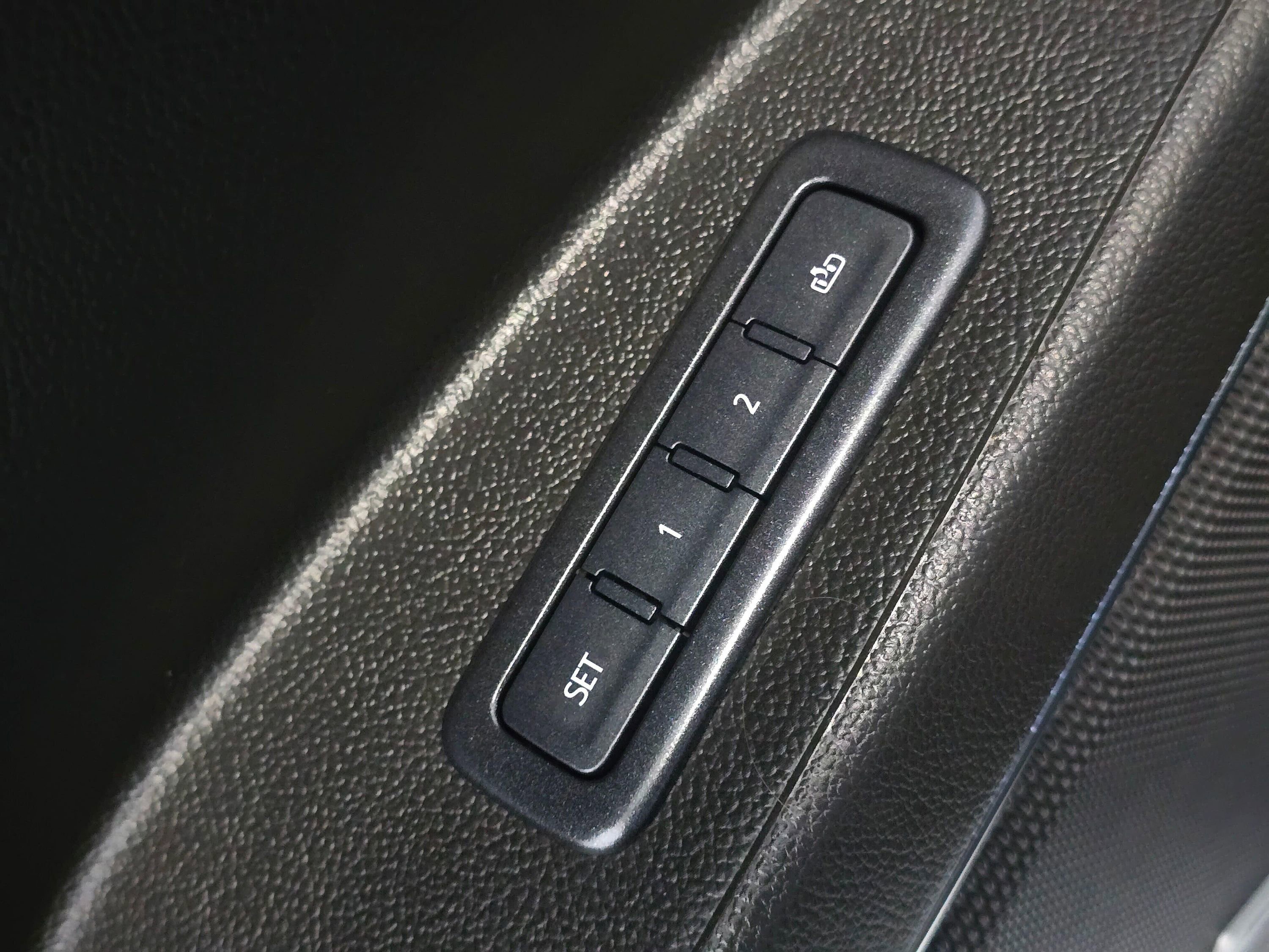 Used 2019 Chevrolet Tahoe LT image 41