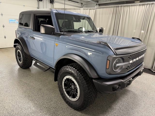 Used 2023 Ford Bronco Badlands w/ Sasquatch Package AWD/4WD image 3