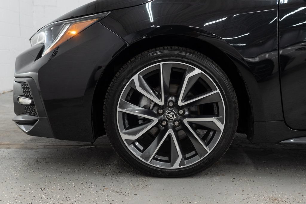 Used 2021 Toyota Corolla SE FWD image 30