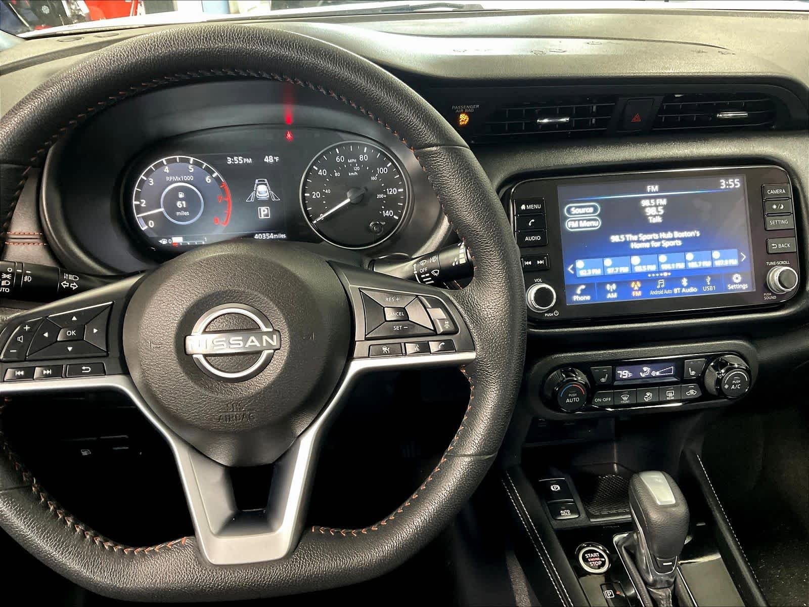 Certified 2023 Nissan Kicks SR w/ SR Premium Package FWD image 18