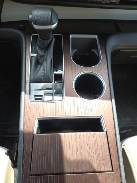 Used 2022 Toyota Sienna XLE FWD image 21