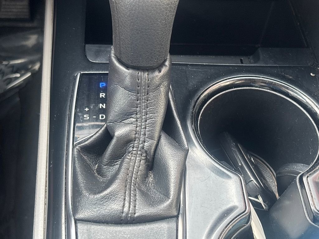 Used 2018 Toyota Camry LE w/ Convenience Package image 13