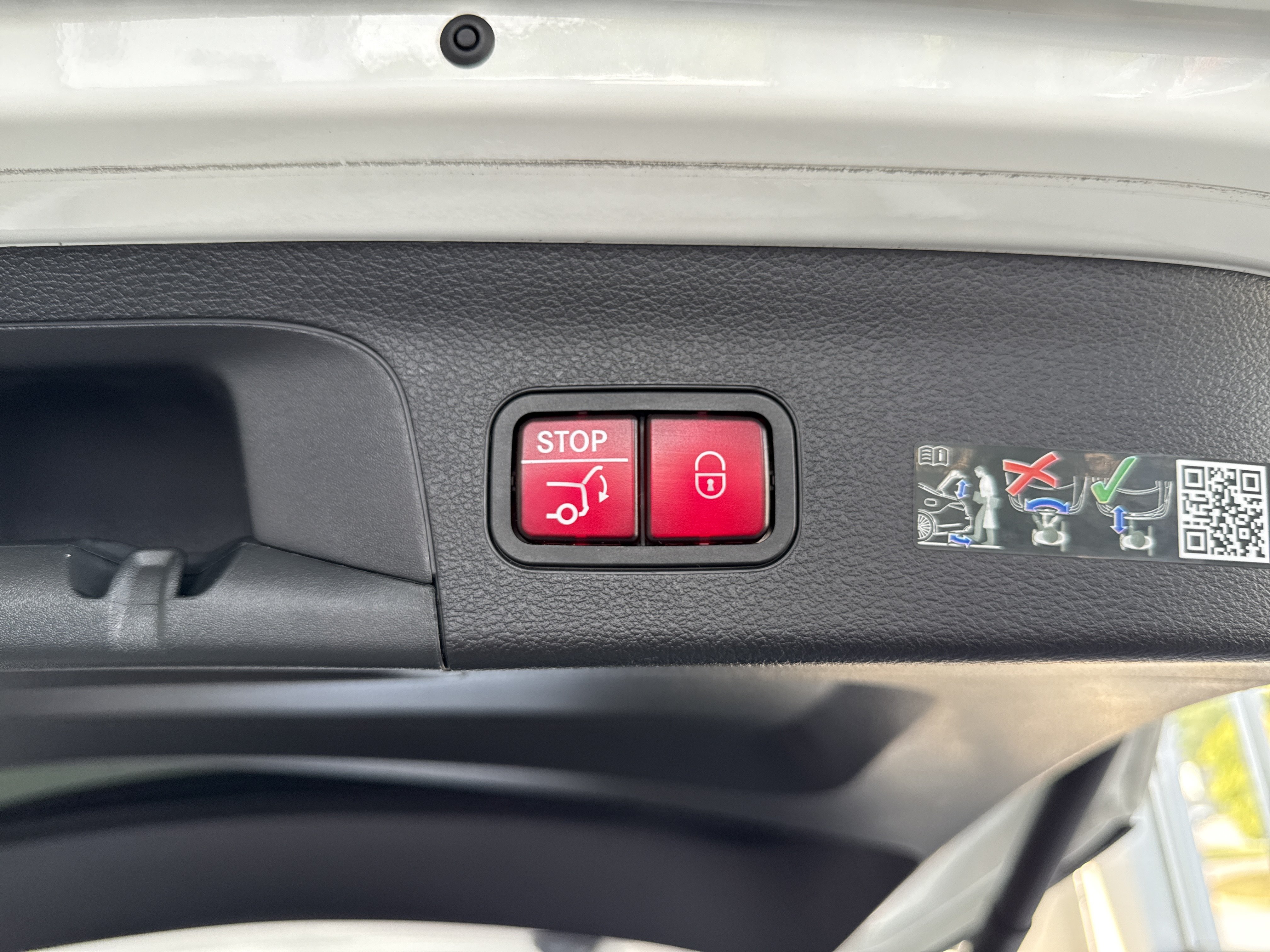 Certified 2022 Mercedes-Benz GLS 450 4MATIC image 22