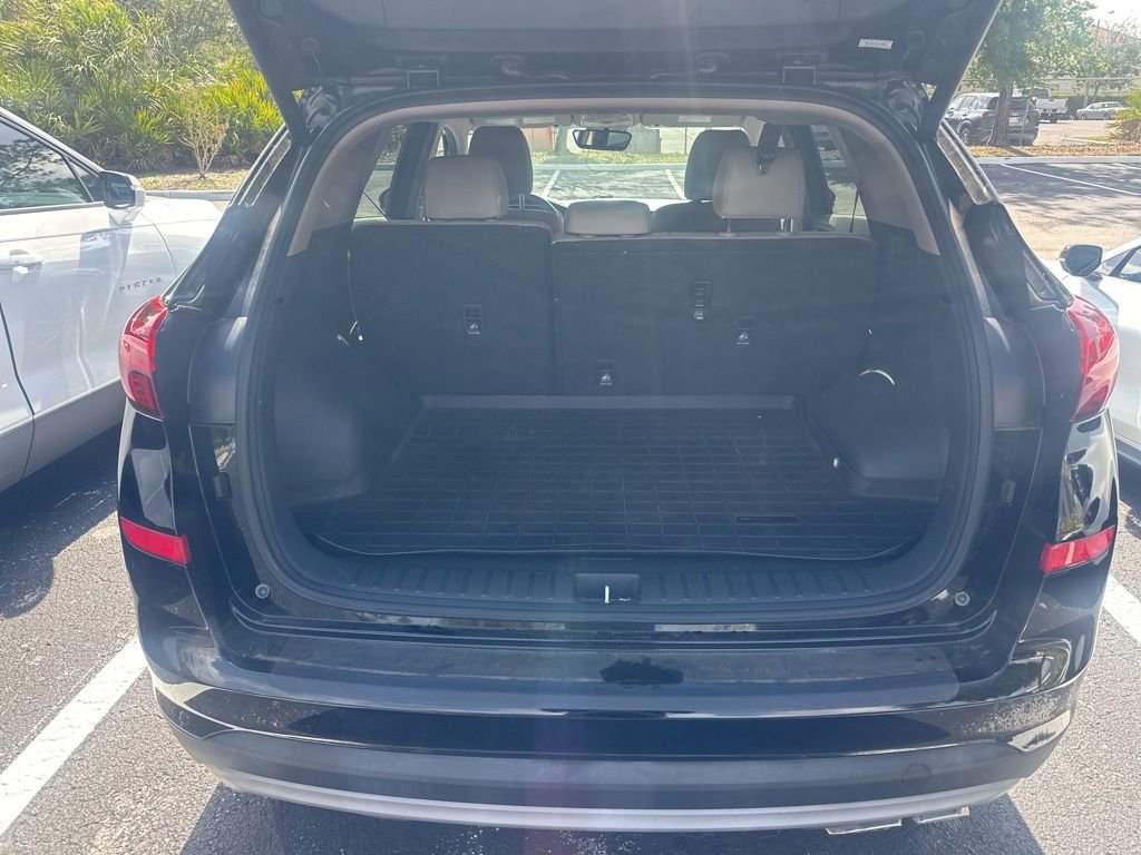 Used 2020 Hyundai Tucson Limited FWD image 11