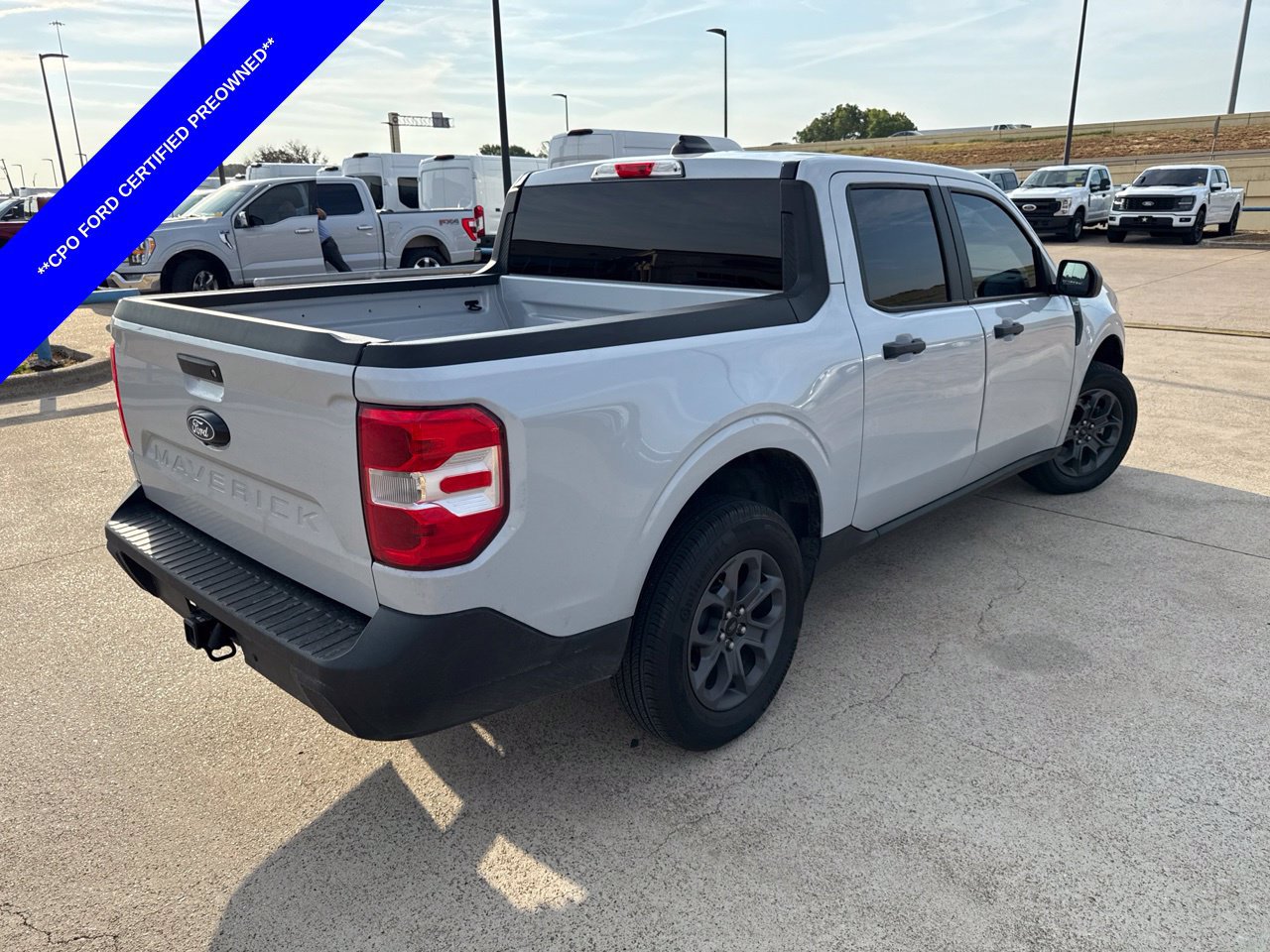 Used 2025 Ford Maverick XLT w/ Equipment Group 302A AWD/4WD image 11
