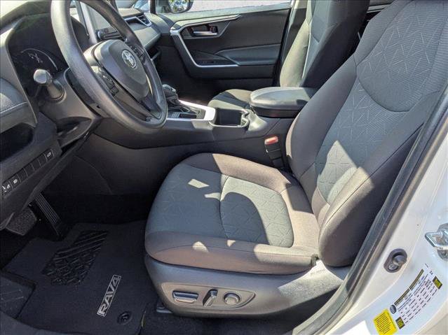 Used 2024 Toyota RAV4 XLE w/ Convenience Package FWD image 14
