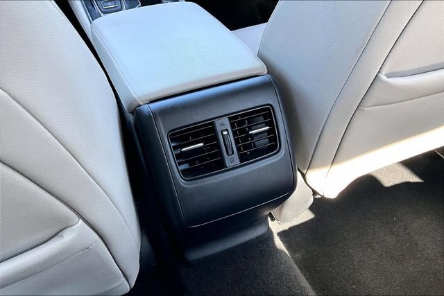 Used 2019 Honda Accord Touring image 7
