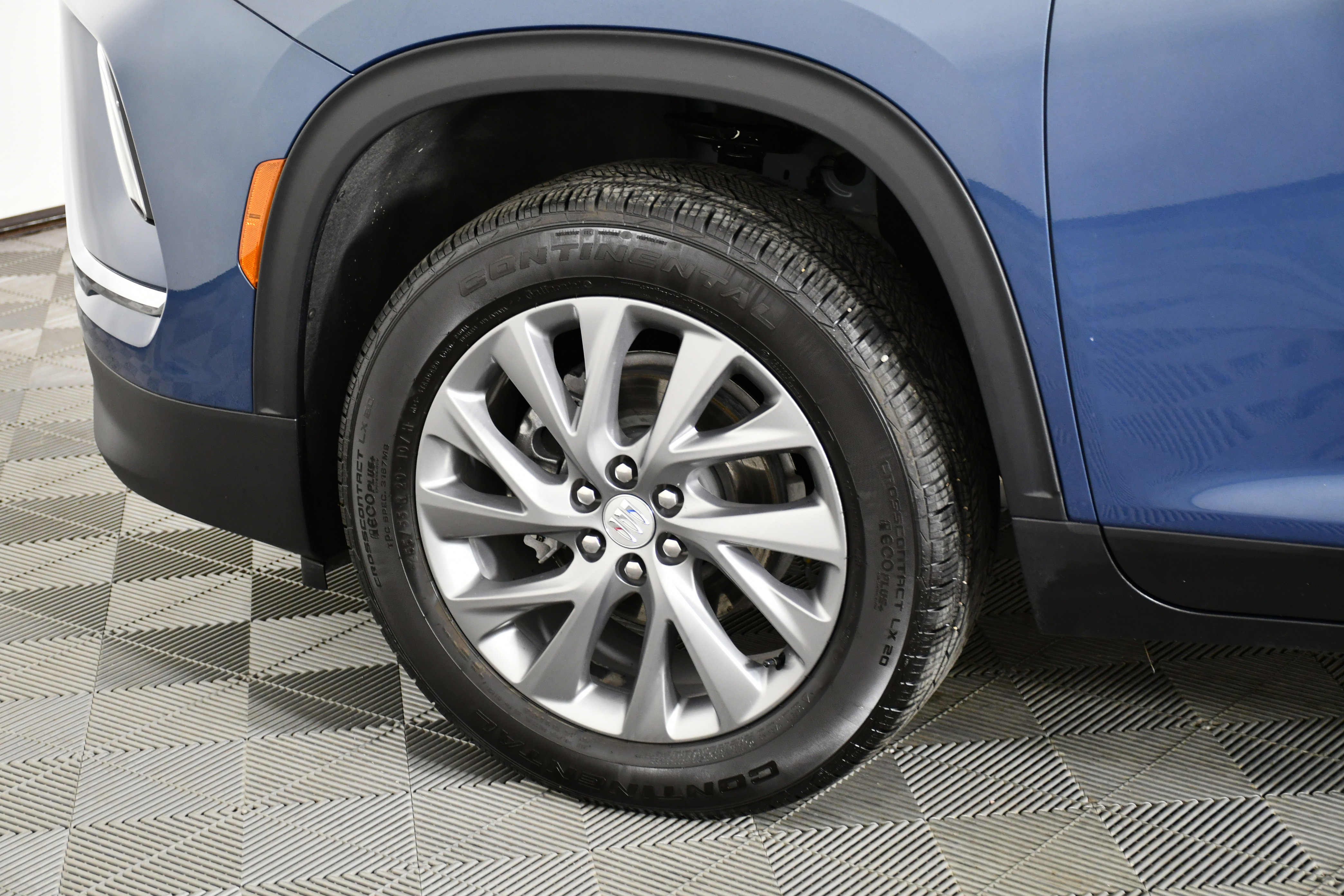 Used 2025 Buick Enclave Preferred image 53