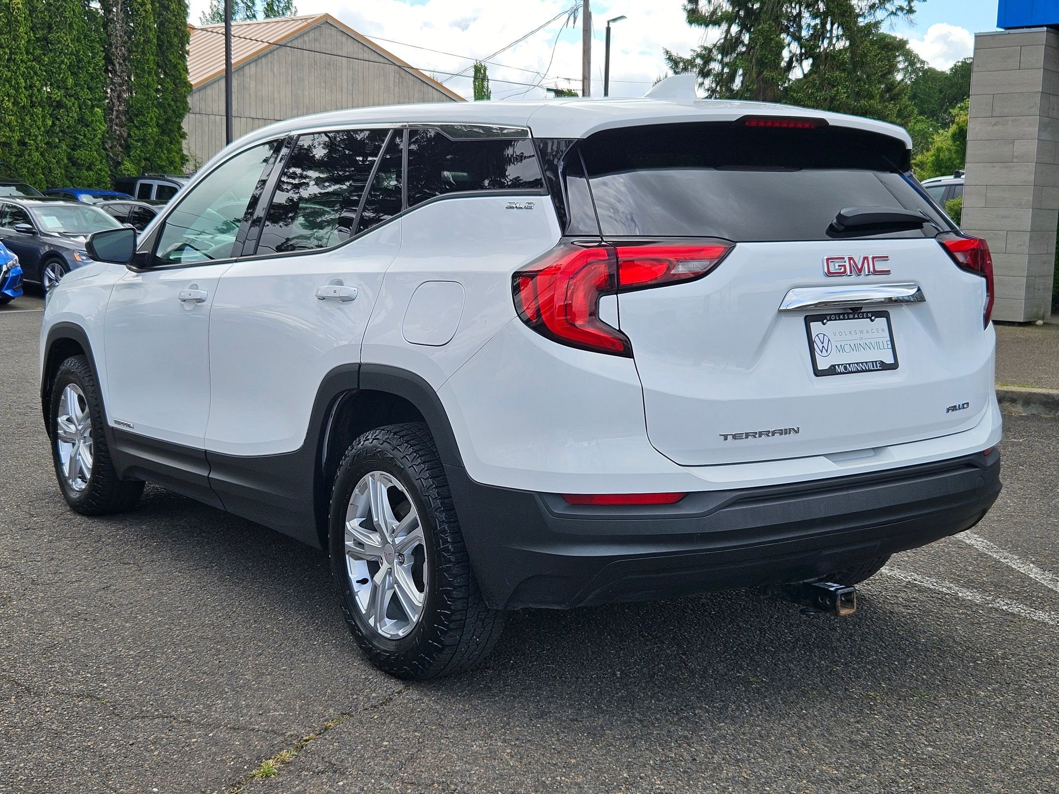 Used 2018 GMC Terrain SLE image 3