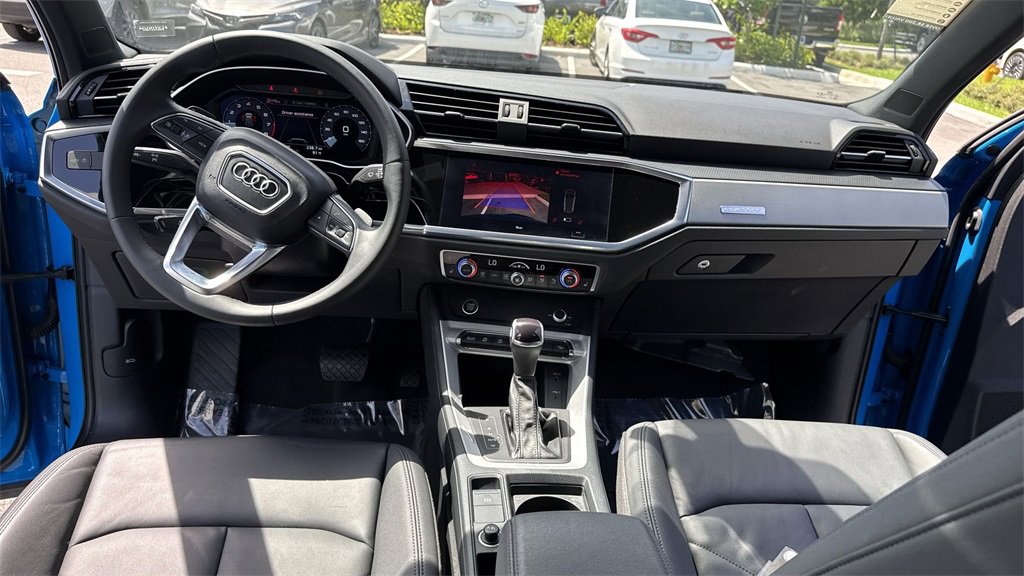 Used 2022 Audi Q3 2.0T Premium w/ Convenience Package image 37