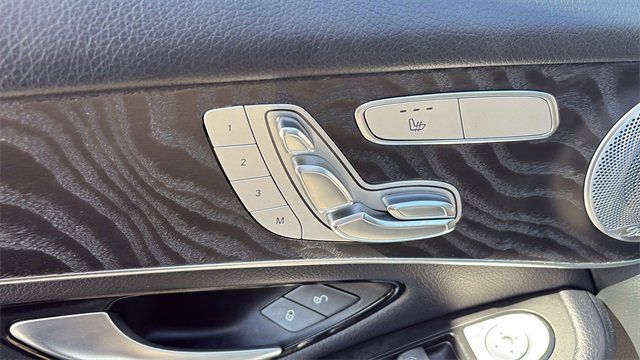 Used 2018 Mercedes-Benz GLC 300 GLC 300 image 21