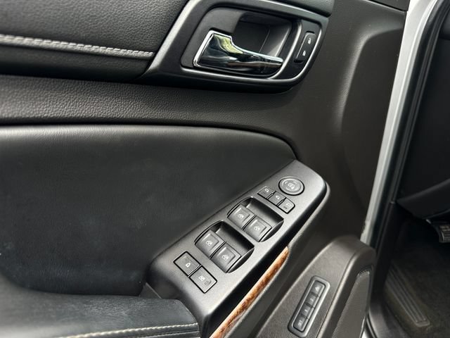Used 2015 Chevrolet Tahoe LTZ RWD image 10