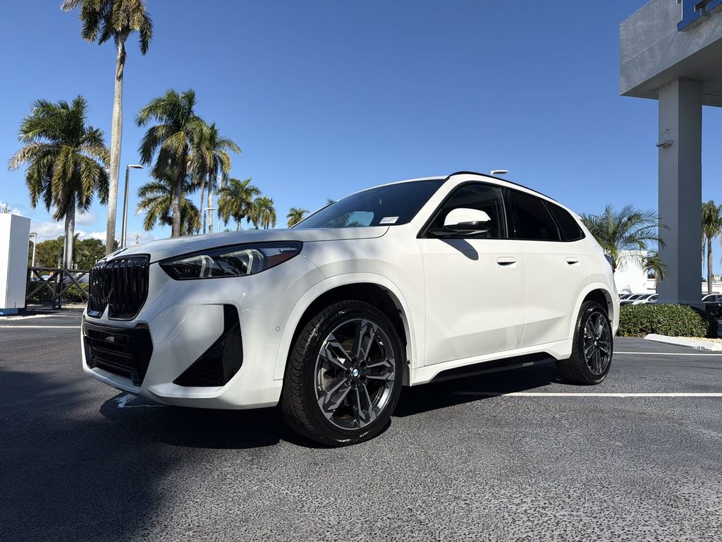 Used 2024 BMW X1 xDrive28i w/ M Sport Package image 21