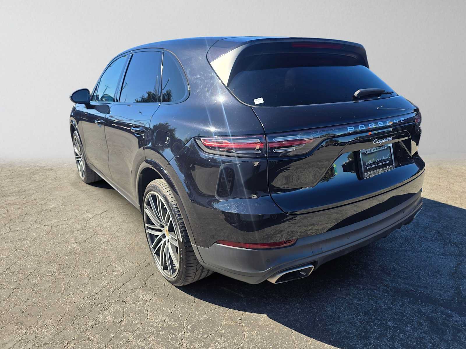 Used 2019 Porsche Cayenne AWD/4WD image 3
