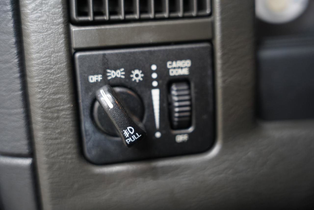 Used 2004 Dodge Ram 1500 Truck SLT w/ Sport Appearance Group image 19