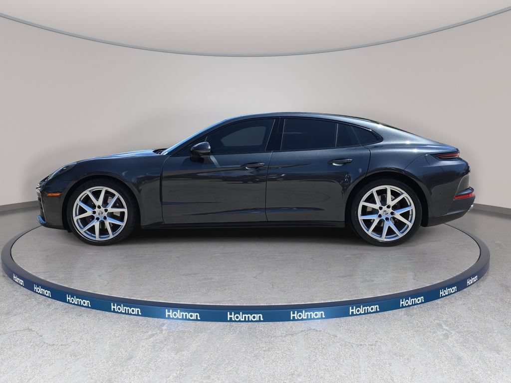 Used 2025 Porsche Panamera RWD image 9