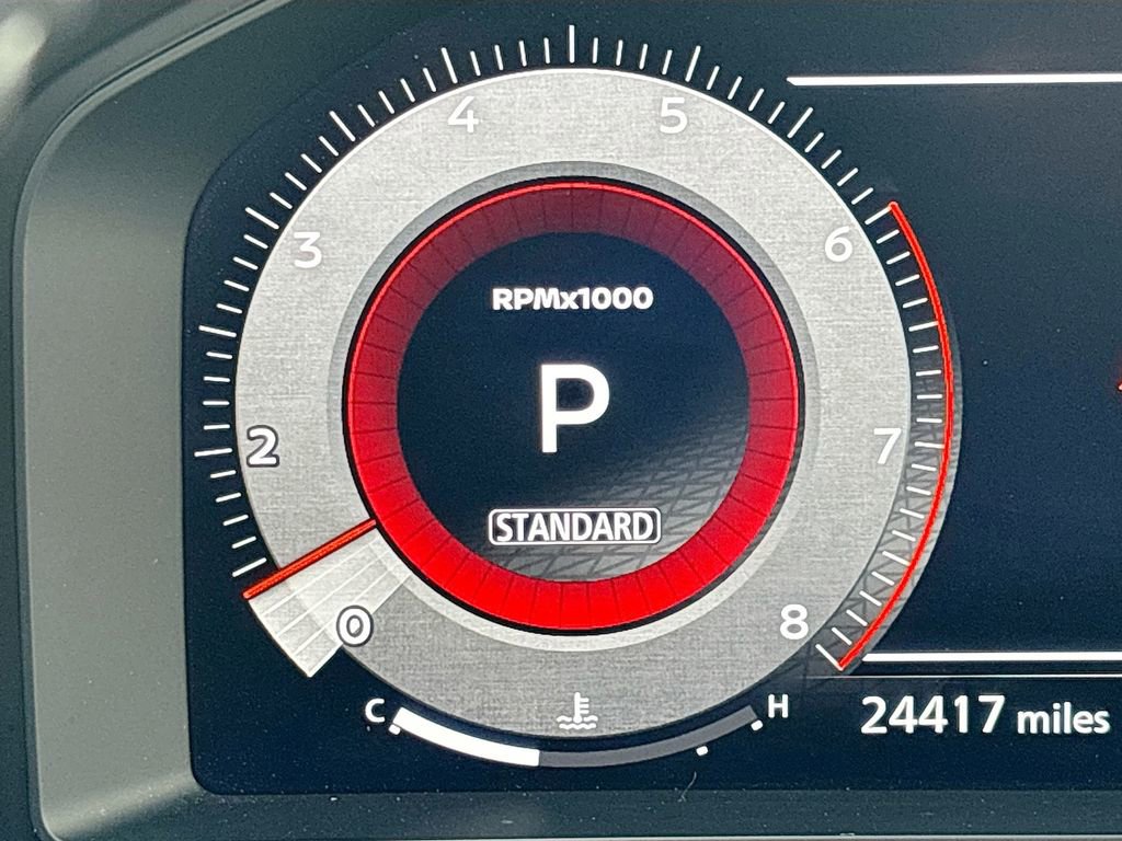 Used 2023 Nissan Rogue Platinum image 12