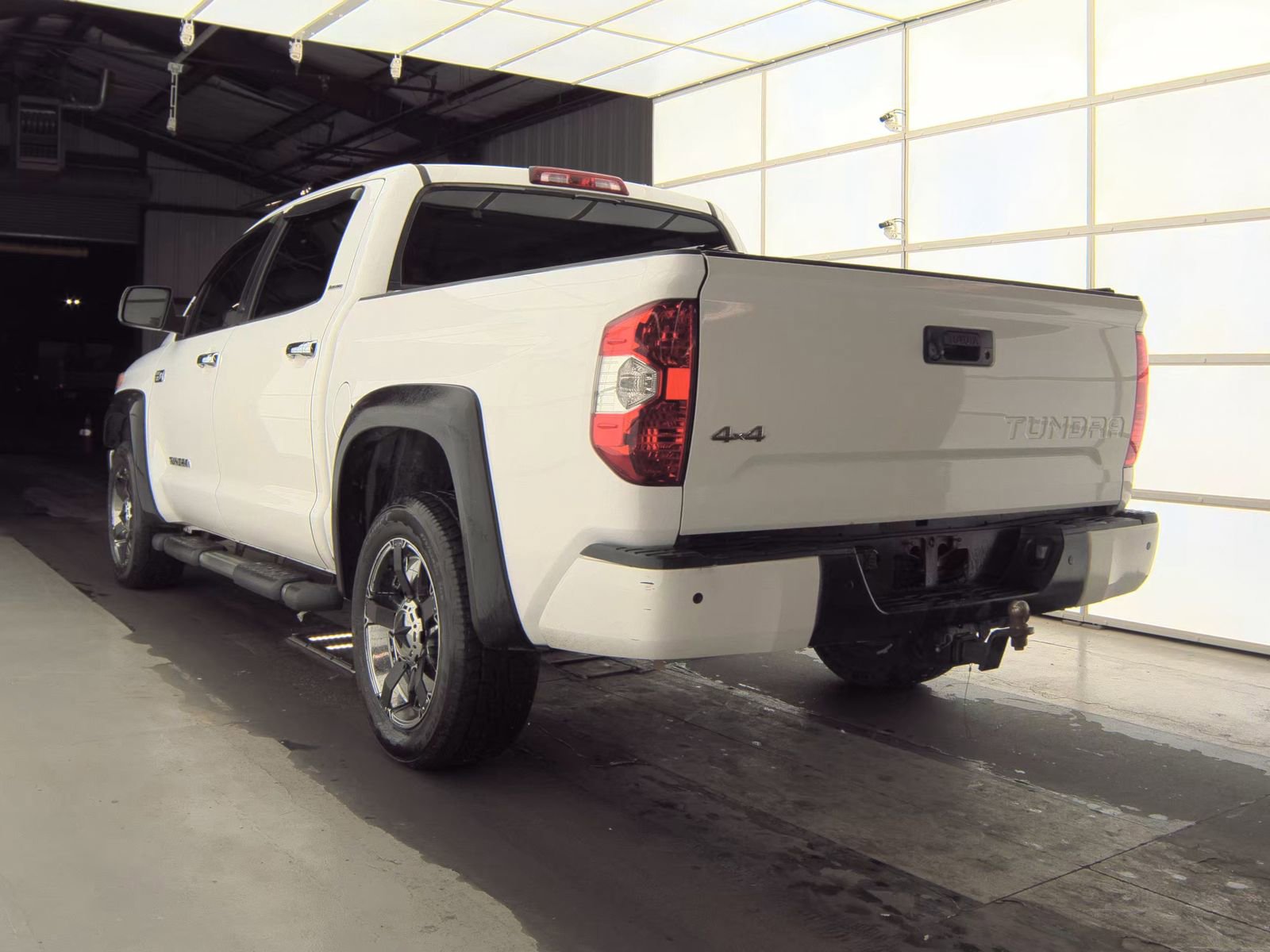 Used 2014 Toyota Tundra Limited image 8