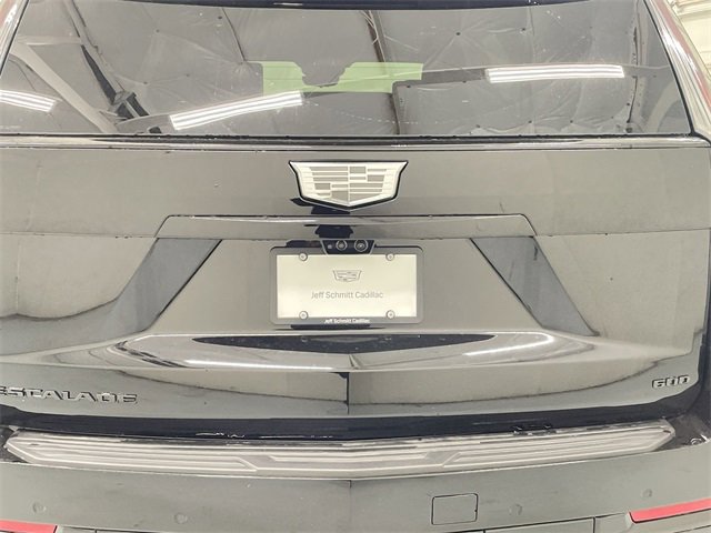 New 2026 Cadillac Escalade Platinum Sport w/ LPO, ONYX Package image 18
