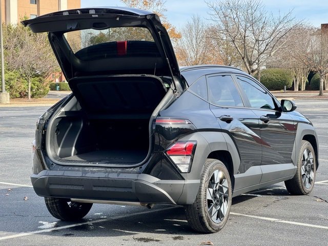 Used 2024 Hyundai Kona SEL w/ Convenience Package image 18