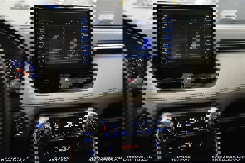 Used 2019 Toyota RAV4 XLE w/ Convenience Package image 29