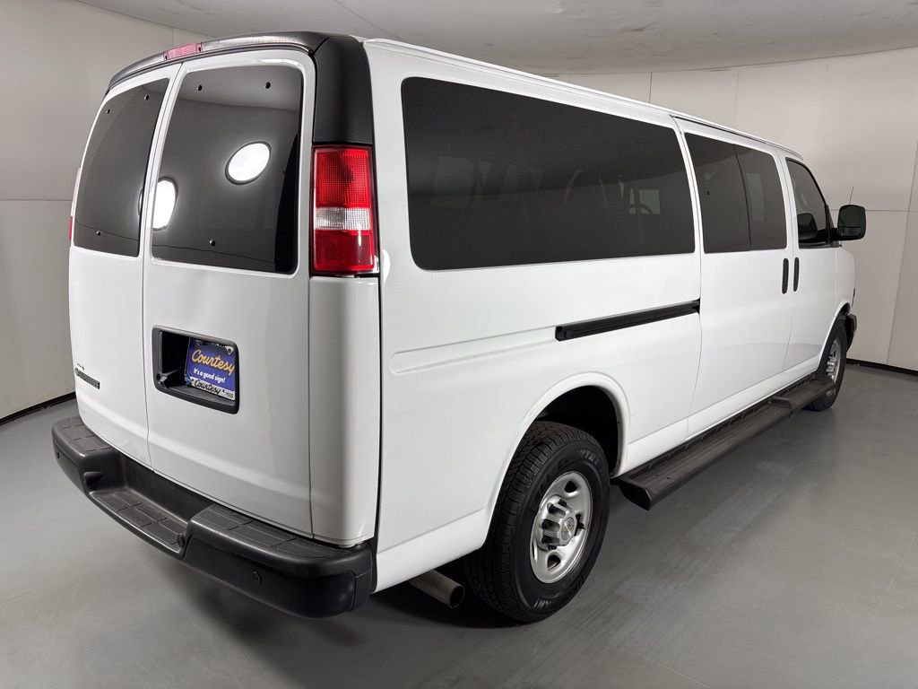 Used 2023 Chevrolet Express 3500 LS image 10