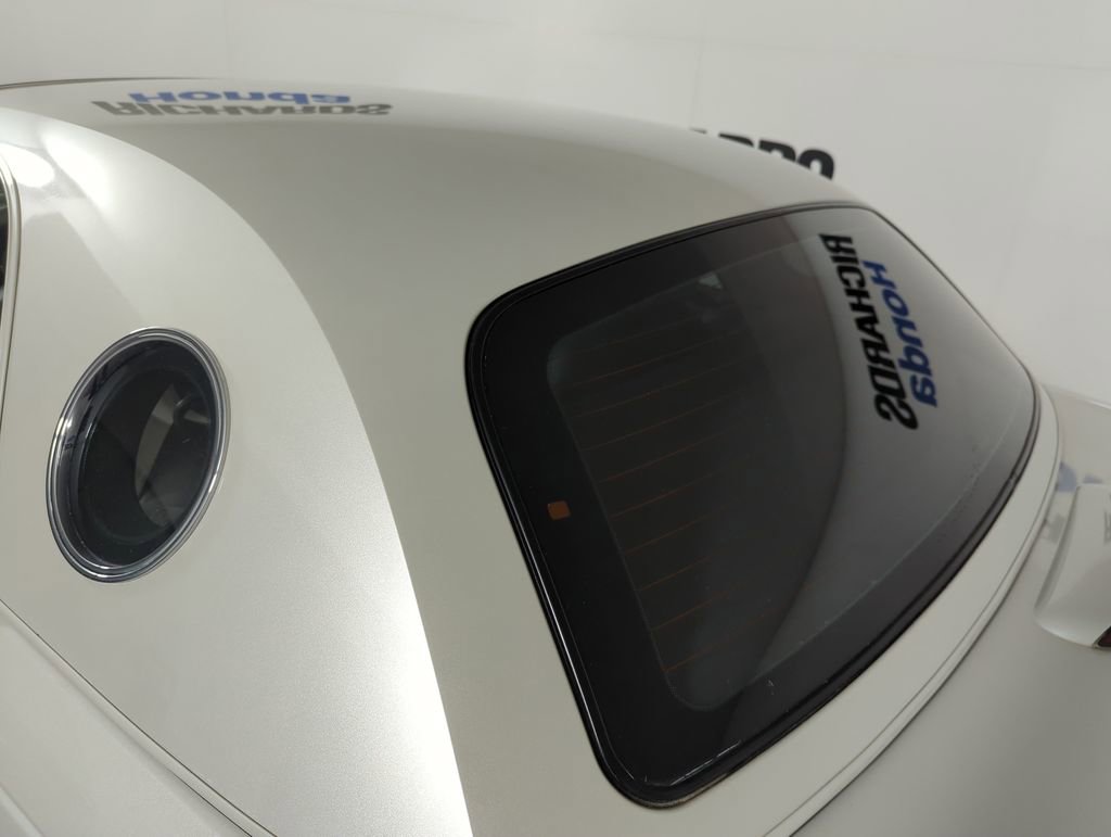 Used 2005 Ford Thunderbird 50th Anniversary image 30