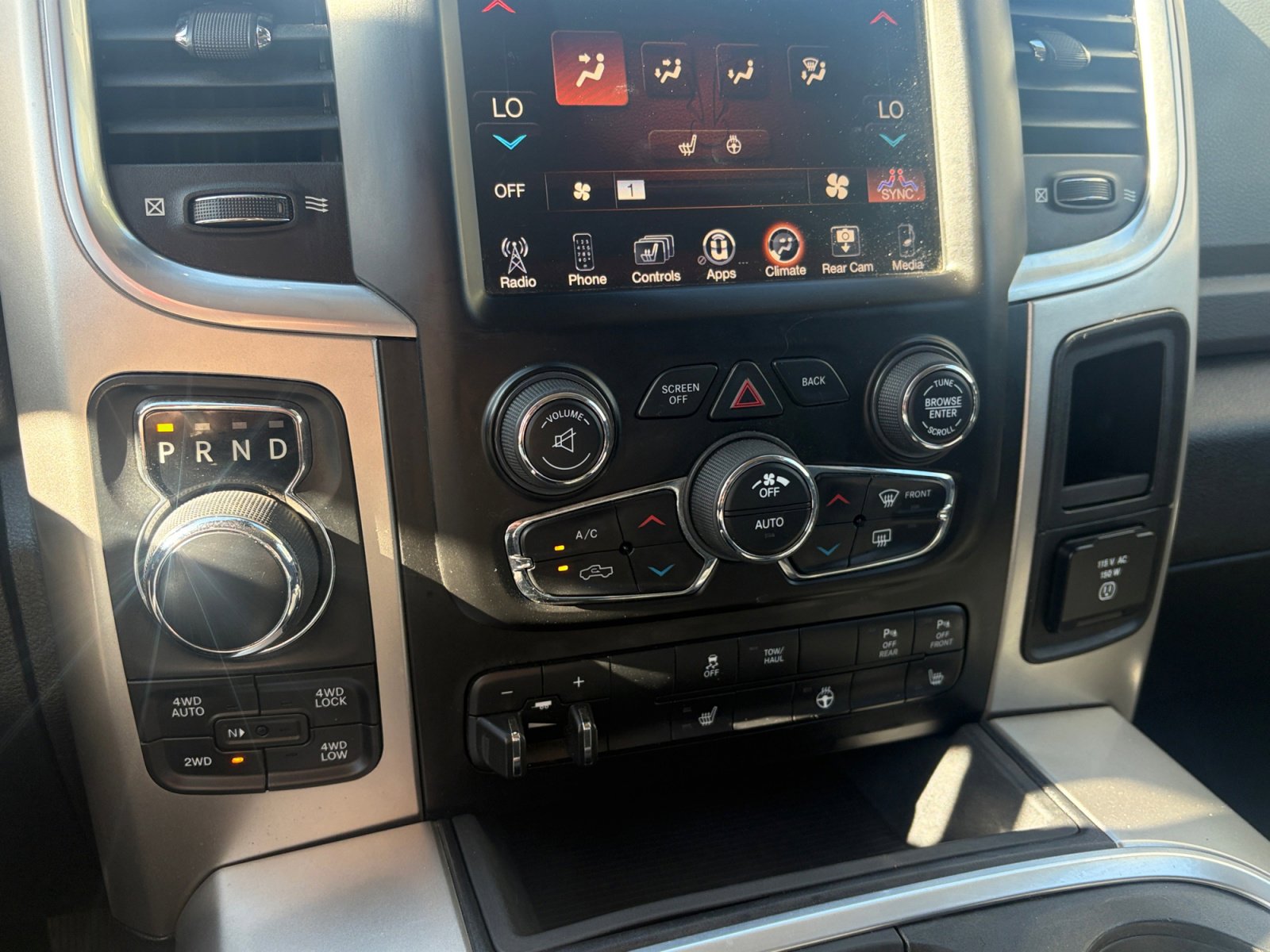 Used 2017 RAM 1500 Big Horn AWD/4WD image 22