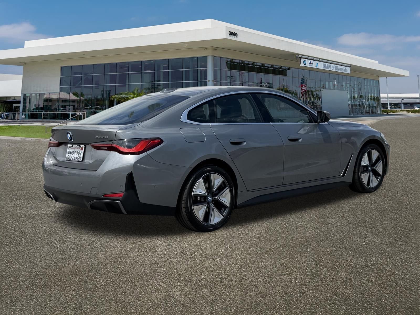 Certified 2024 BMW i4 eDrive35 w/ Parking Assistance Package RWD image 11