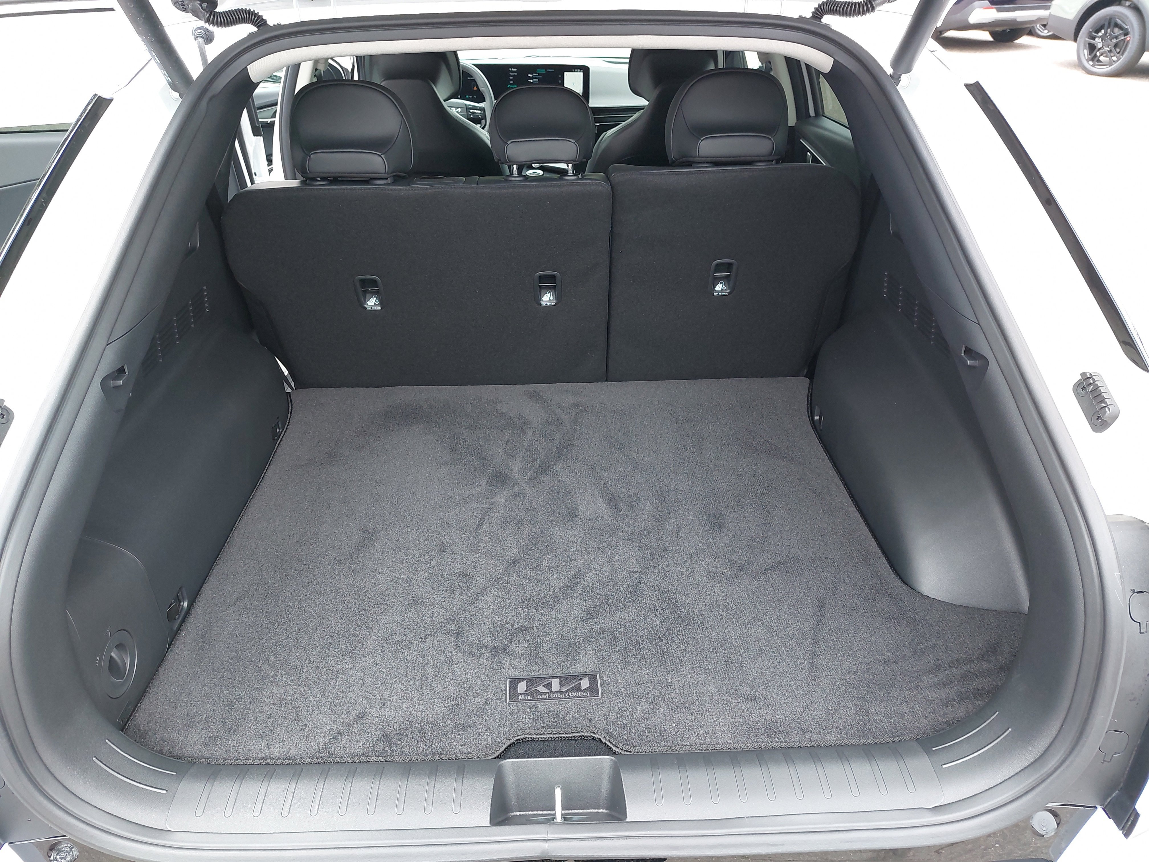 New 2025 Kia EV6 Wind image 13