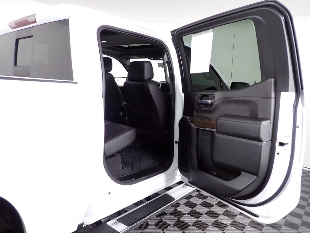 Used 2019 Chevrolet Silverado 1500 RST AWD/4WD image 36