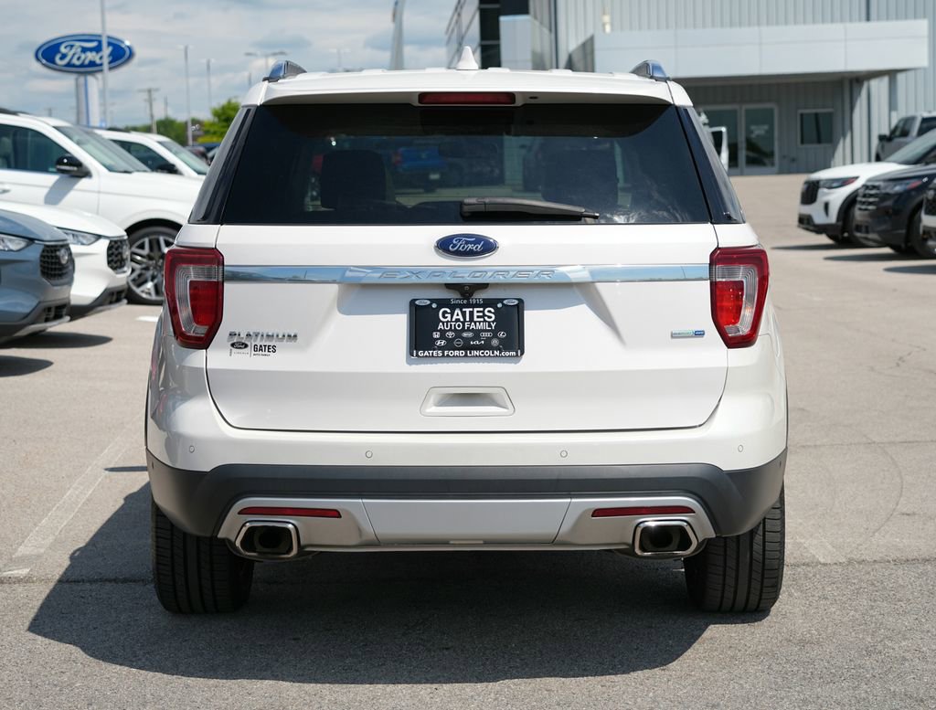 Used 2017 Ford Explorer Platinum AWD/4WD image 6