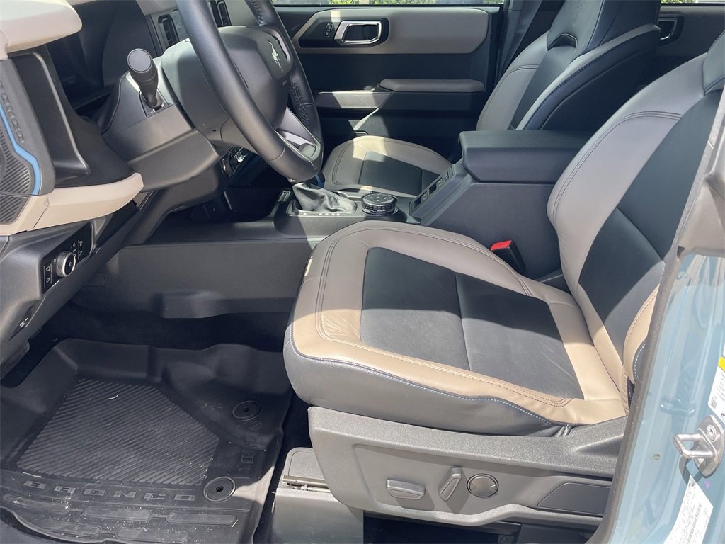 Used 2023 Ford Bronco Wildtrak image 12