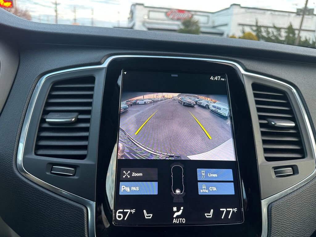 Used 2021 Volvo XC90 T6 Momentum image 17