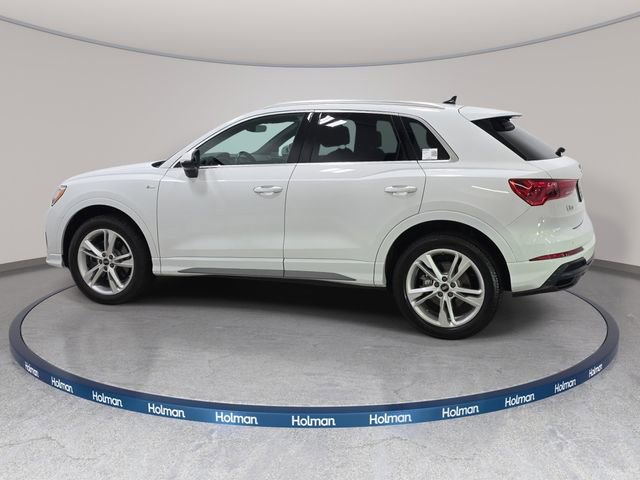 Used 2021 Audi Q3 2.0T Premium w/ Convenience Package AWD/4WD image 9