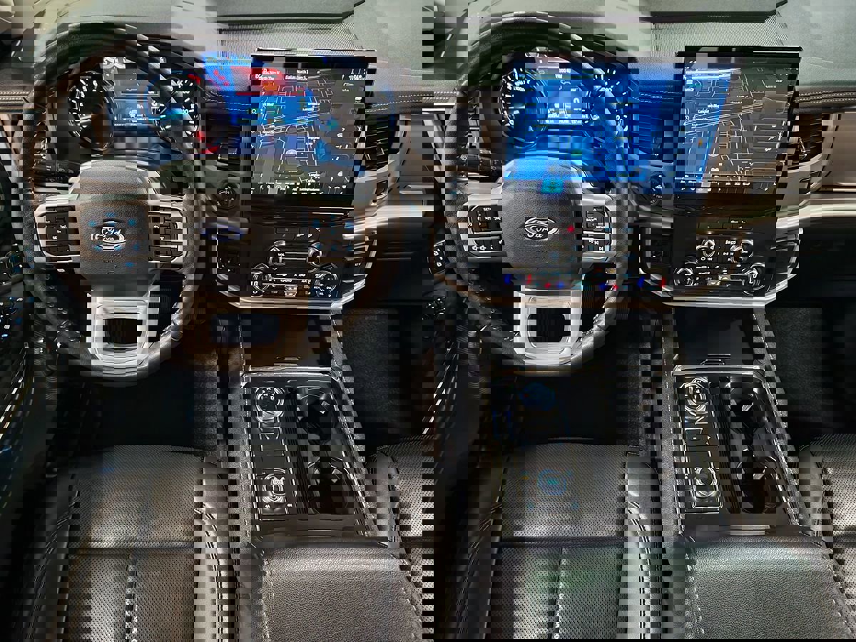 Used 2022 Ford Expedition XLT image 49