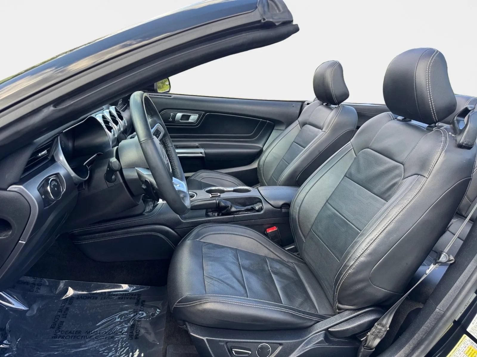 Used 2018 Ford Mustang Premium w/ Equipment Group 201A RWD image 9