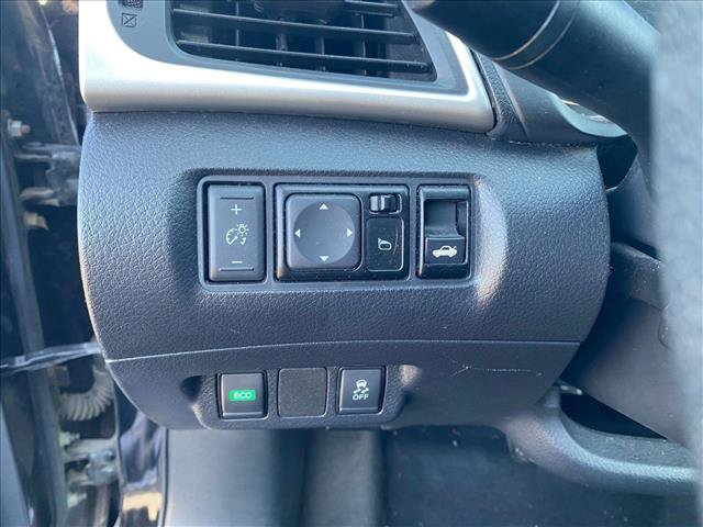 Used 2019 Nissan Sentra SV FWD image 12