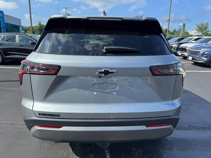 New 2026 Chevrolet Equinox LT w/ Midnight Edition FWD image 30