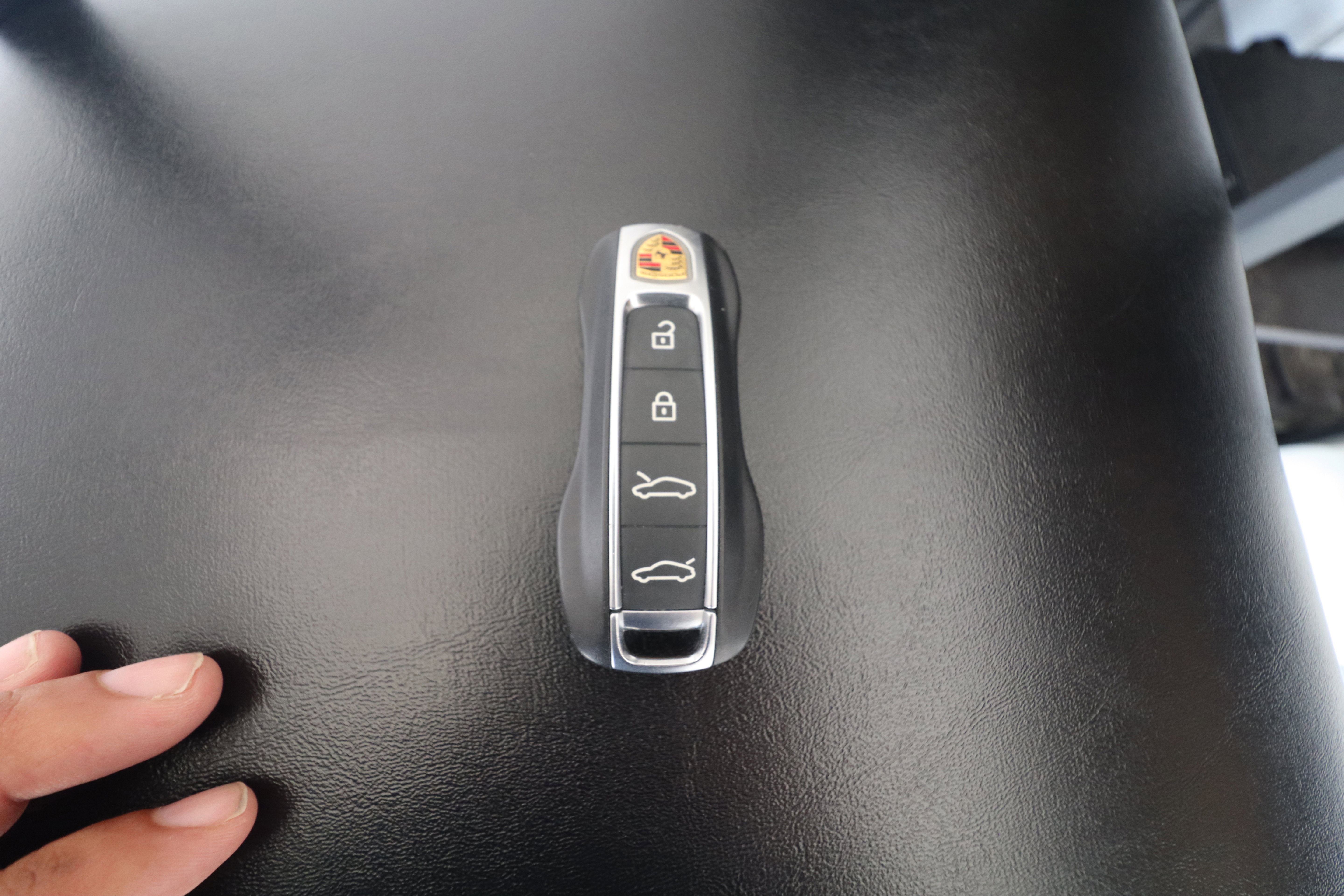 Certified 2021 Porsche Taycan 4S image 25