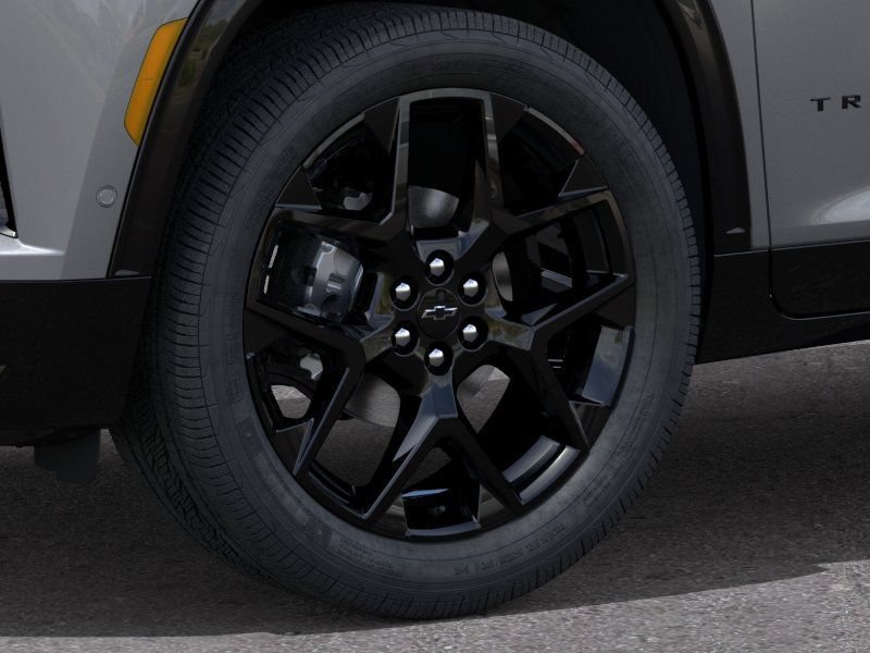 New 2026 Chevrolet Traverse RS w/ LPO, Floor Liner Package FWD image 9