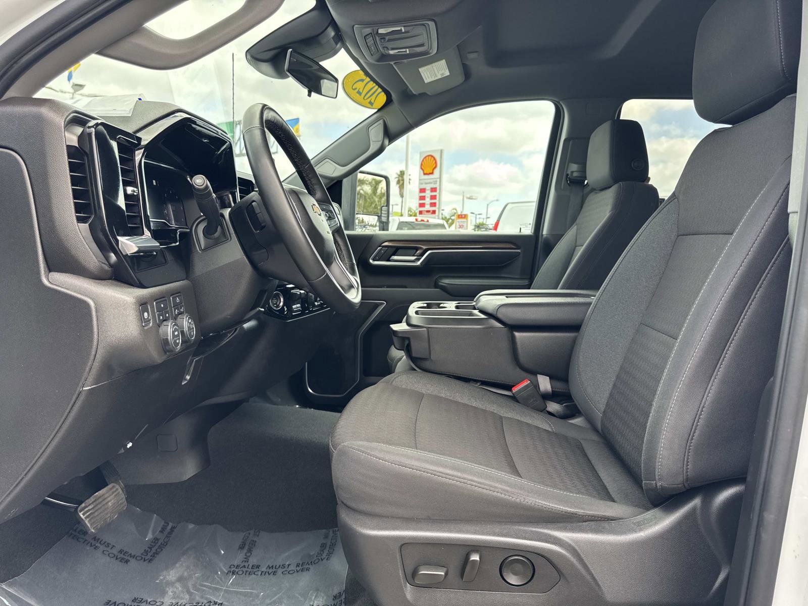 Used 2025 Chevrolet Silverado 2500 LT w/ Convenience Package image 20