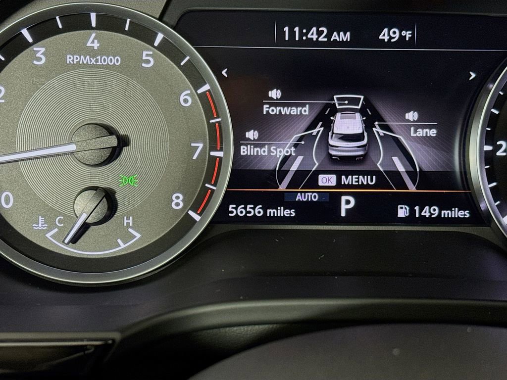 Certified 2025 INFINITI QX60 Pure image 12