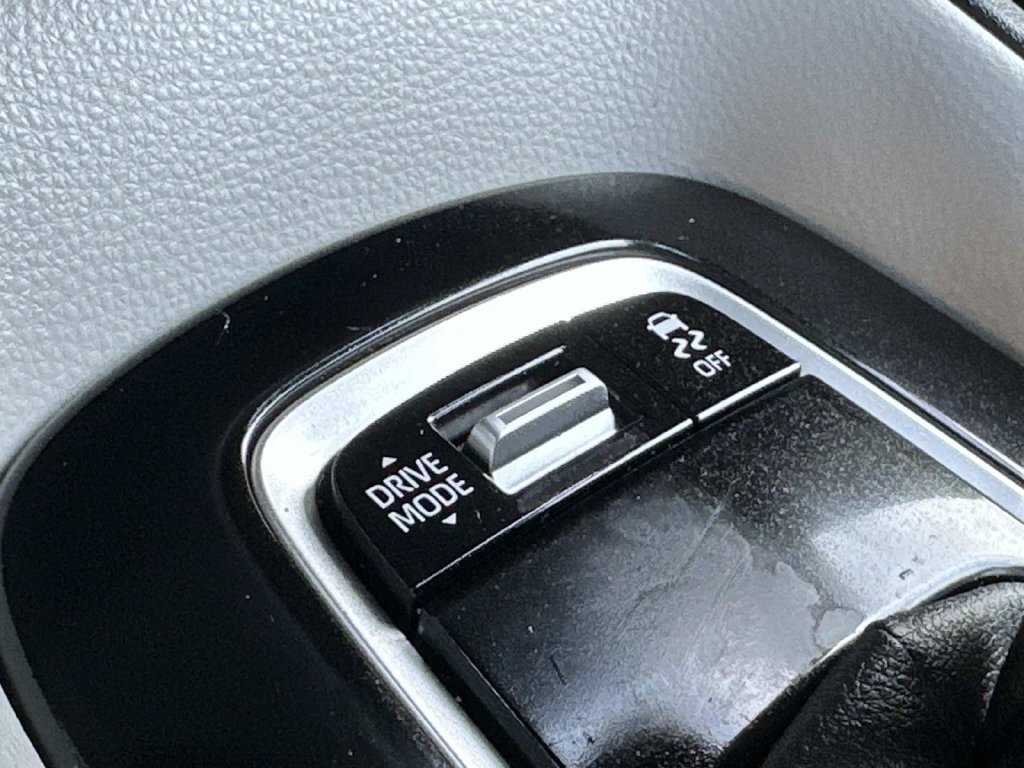 Used 2024 Toyota Corolla SE FWD image 38