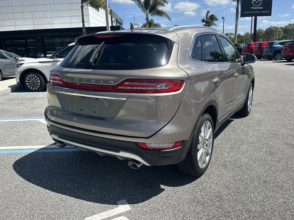Used 2019 Lincoln MKC Reserve w/ MKC Technology Package FWD image 6
