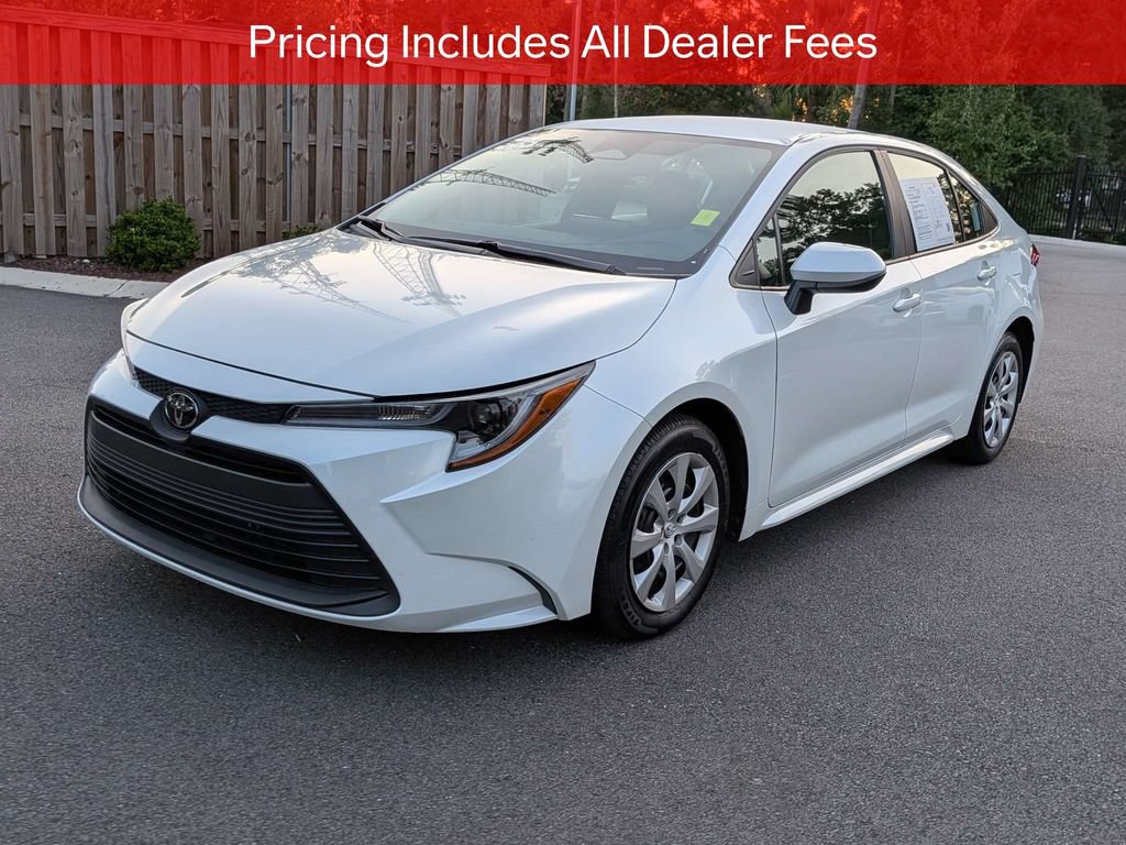 Certified 2025 Toyota Corolla LE FWD image 9