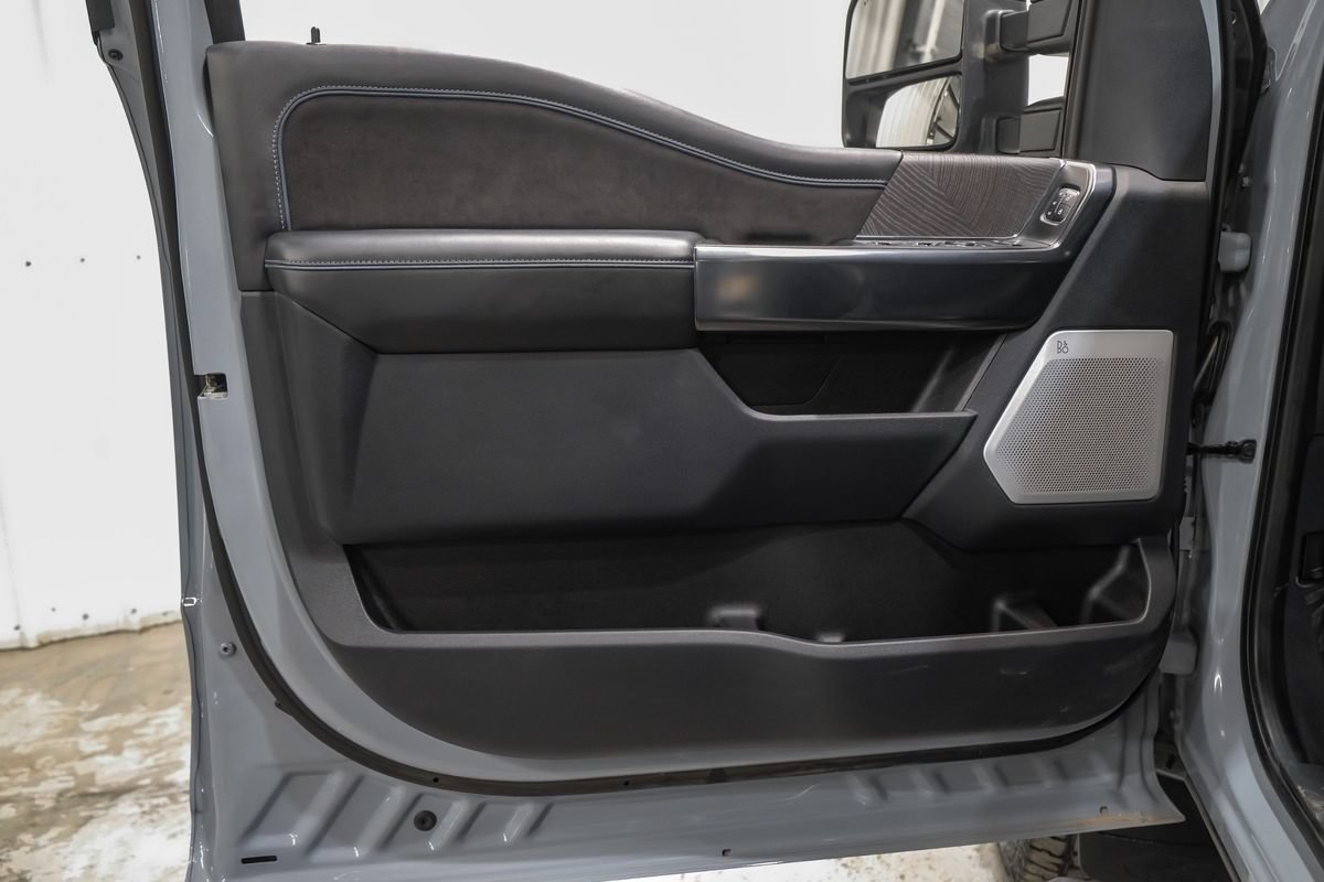Used 2025 Ford F350 Platinum AWD/4WD image 44