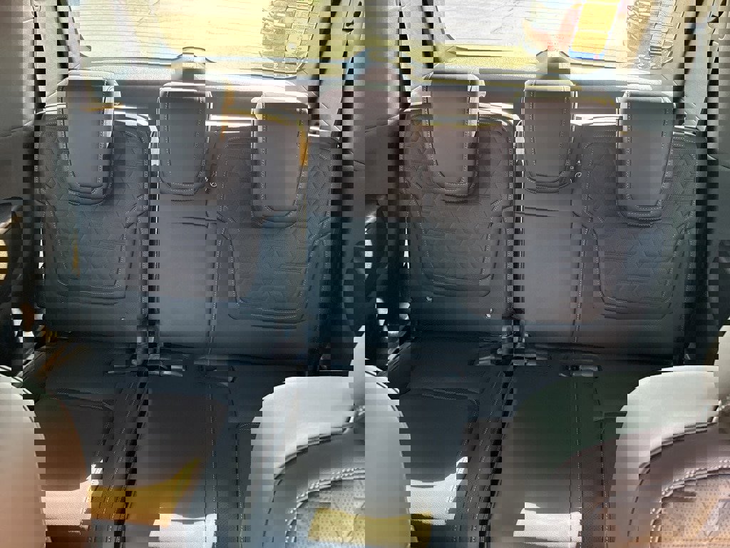 New 2025 Nissan Armada Platinum Reserve image 23