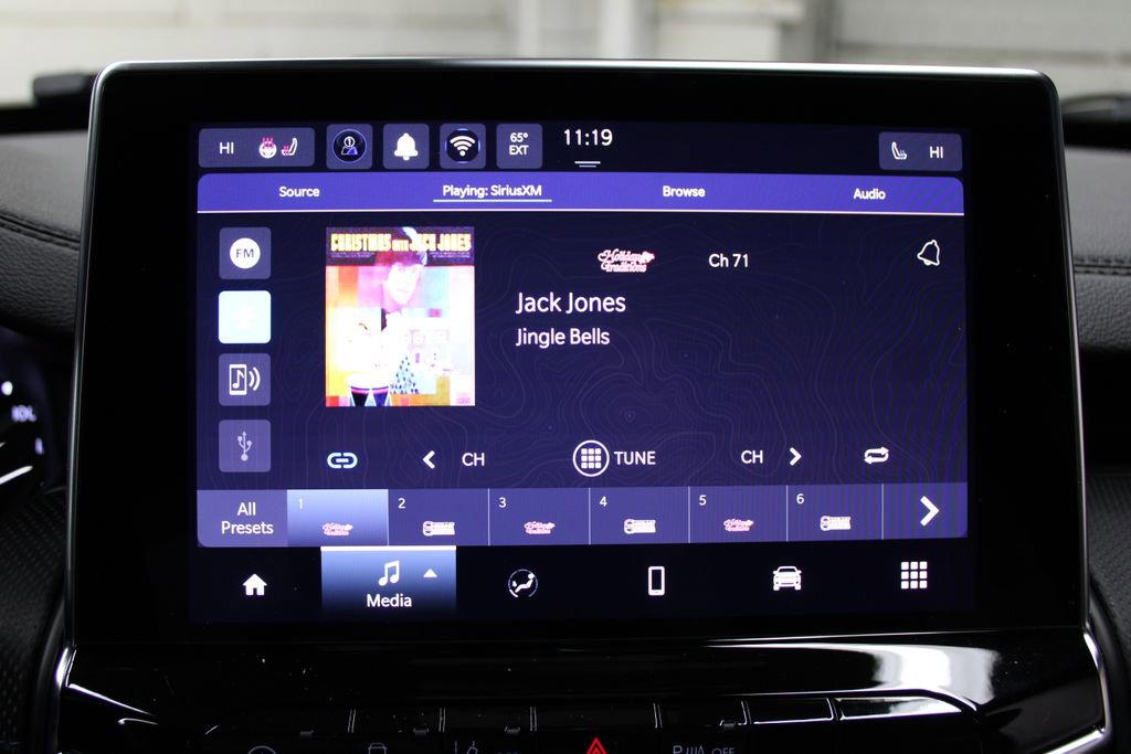 New 2026 Jeep Compass Limited image 17