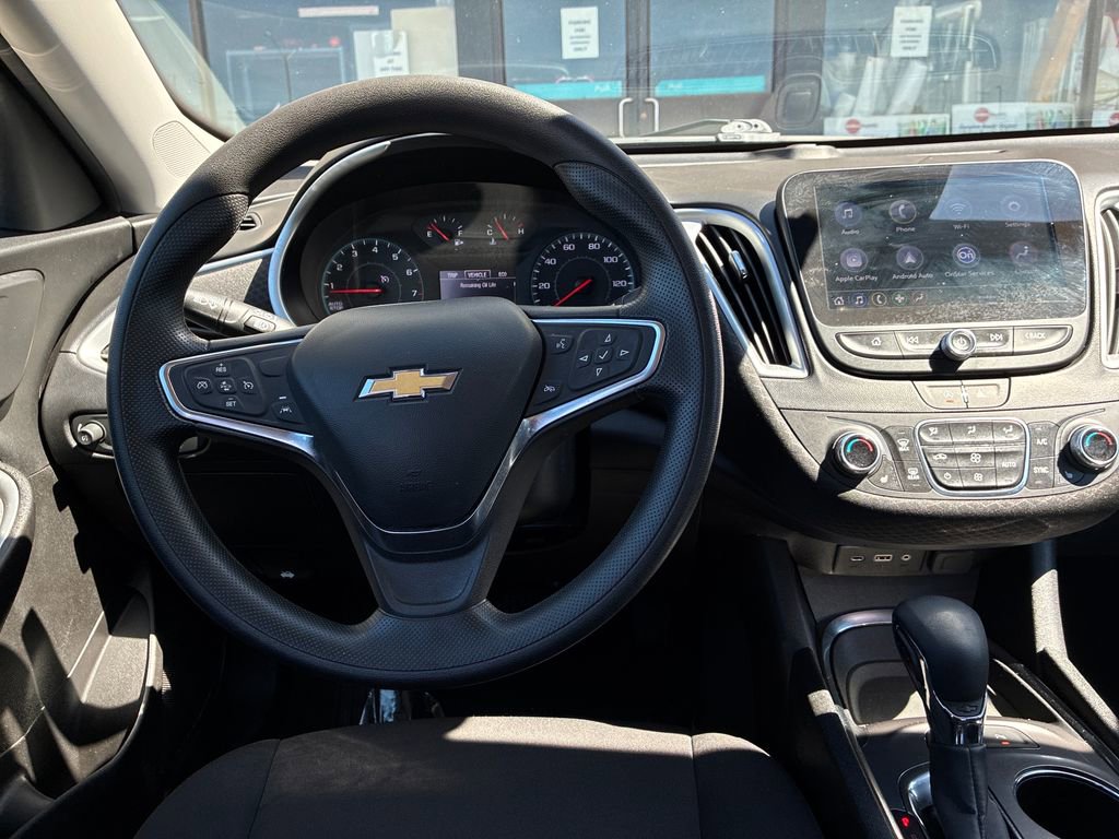 Used 2024 Chevrolet Malibu LT FWD image 15